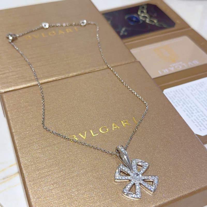 Bvlgari necklace 01yxx170